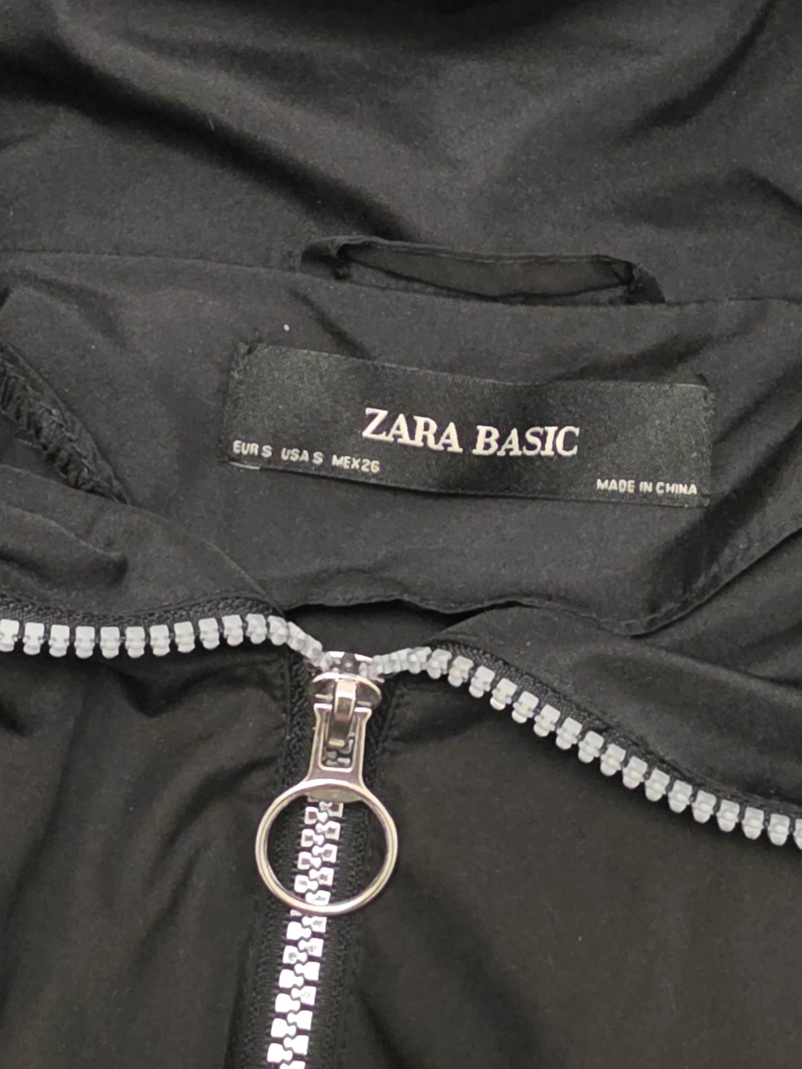 Veste / Coupe-vent à capuche Zara - Noir - Taille S (36) – photo 4